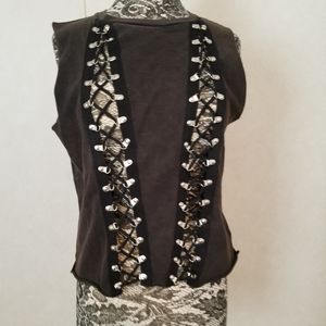 Rock n roll style top.